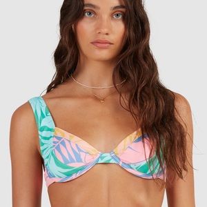 NWT Billabong Mystic Beach Chloe Bikini Top Size Small